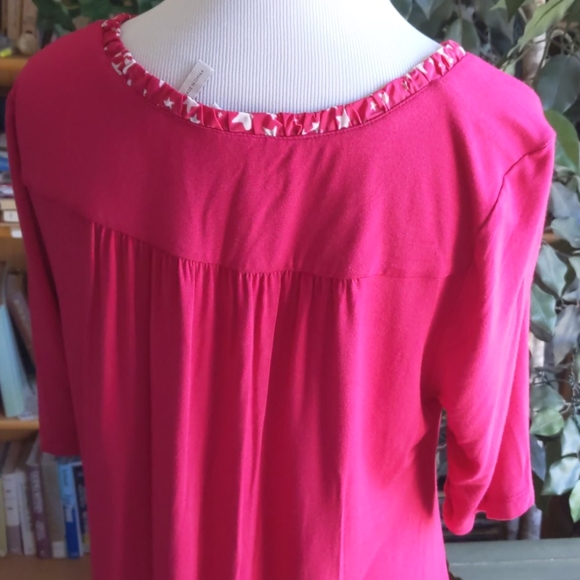 Star printed Ruched neckline - Picture 4 of 6